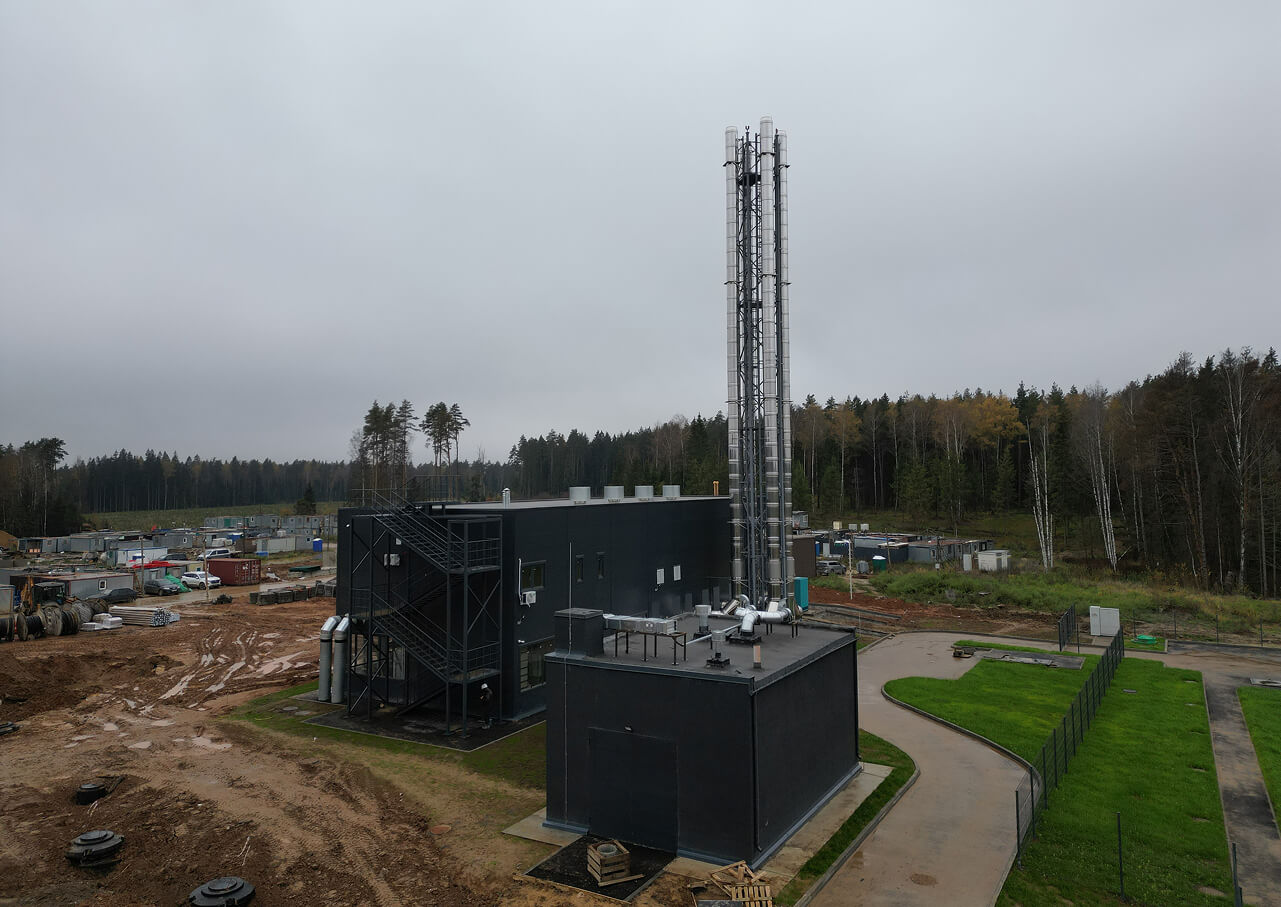 Газовая котельная с высокими дымовыми трубами на объекте «ЖК Отрада», проект выполнен ООО «Альянс Строй»